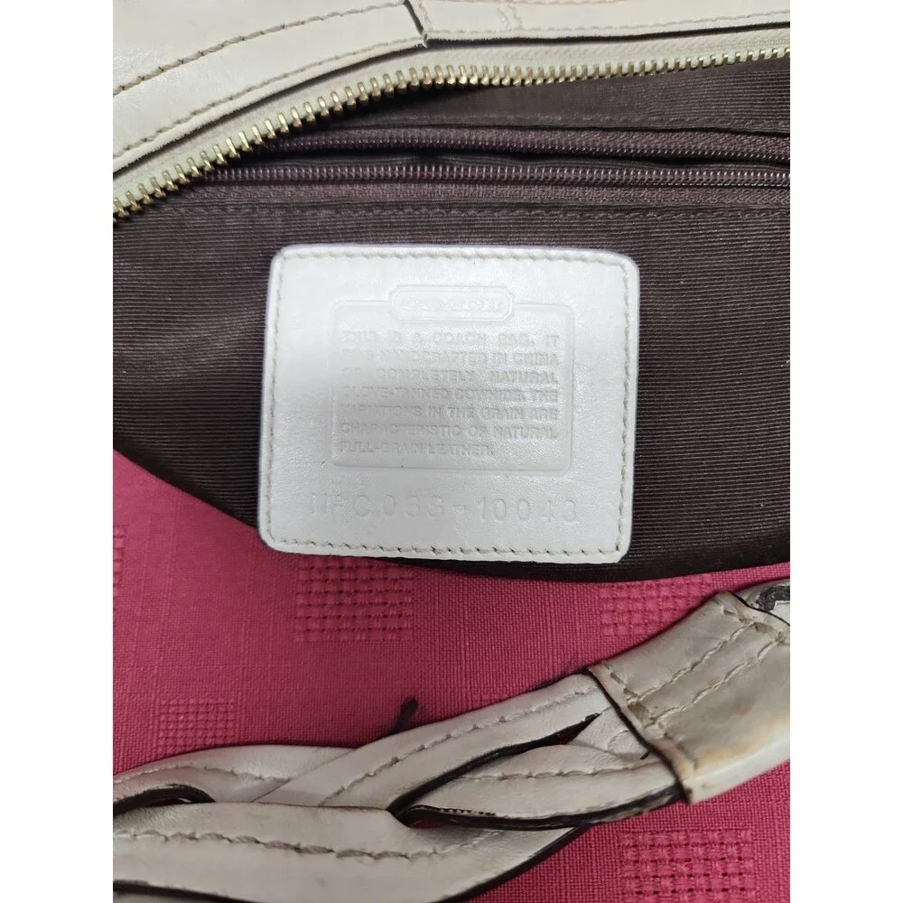 Vintage Y2K  Coach Soho Dylan Leather Hobo Bag 10042  In Bone Original Hang Tag